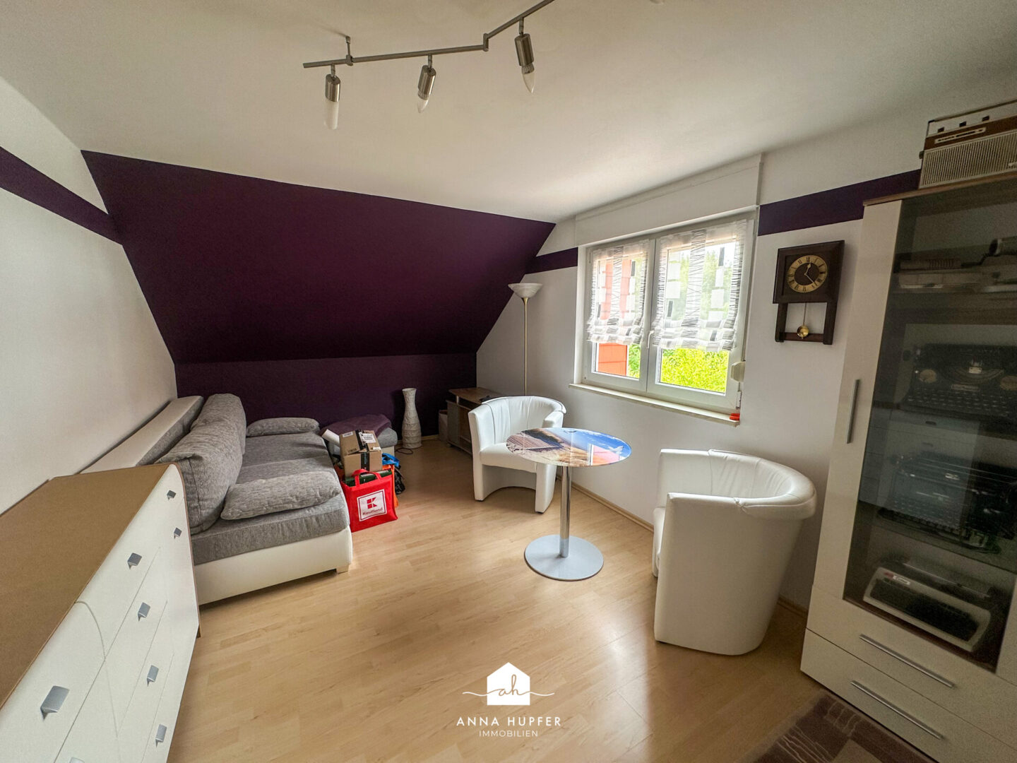 Schlafzimmer 2 (1.OG)